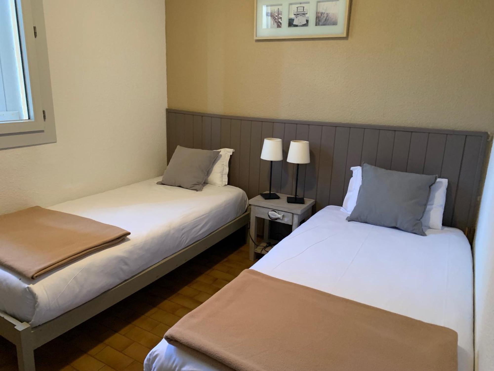 Logis Hotels - Hotel Et Restaurant L'Oceana Лантон Екстериор снимка