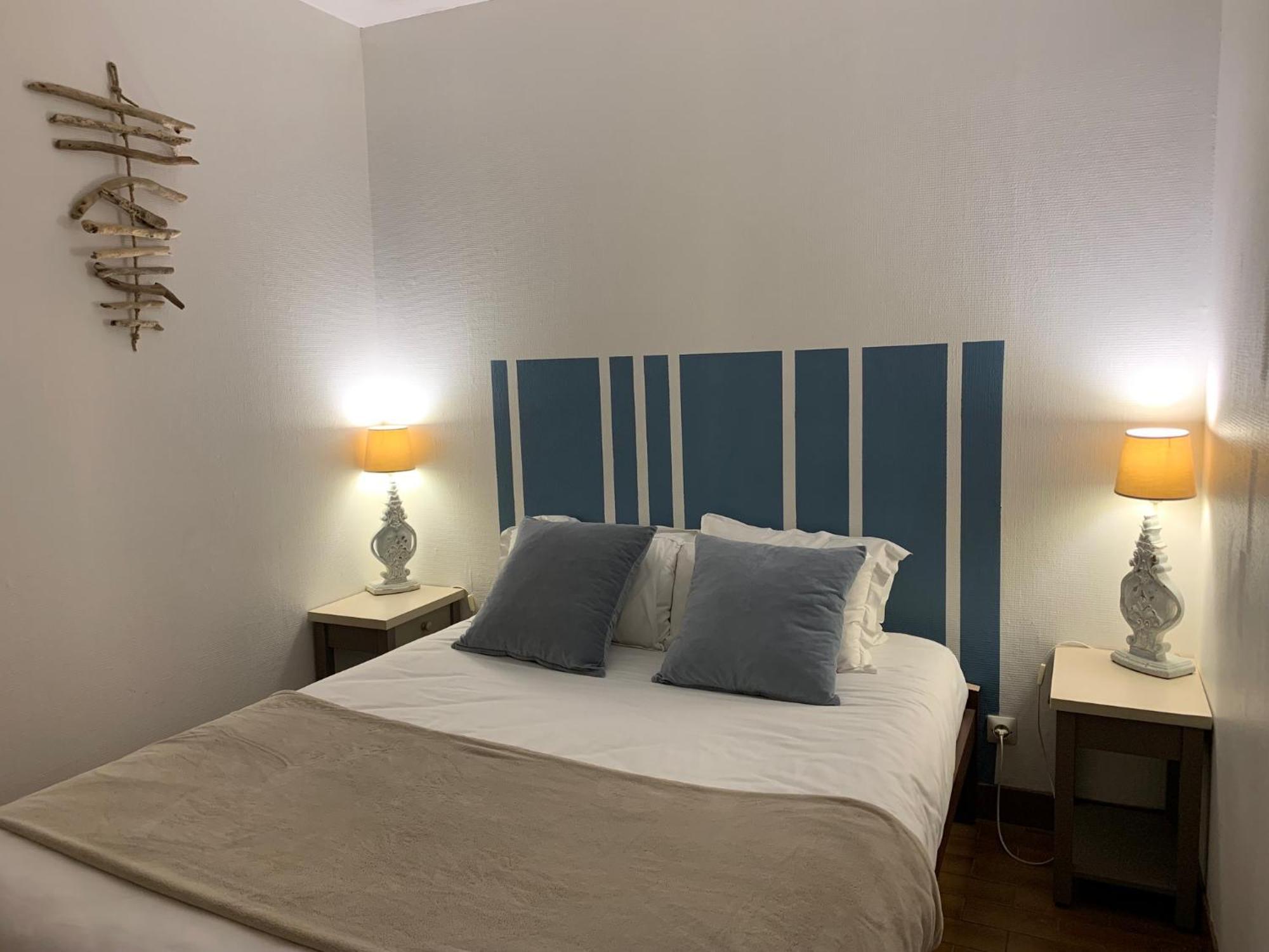 Logis Hotels - Hotel Et Restaurant L'Oceana Лантон Екстериор снимка