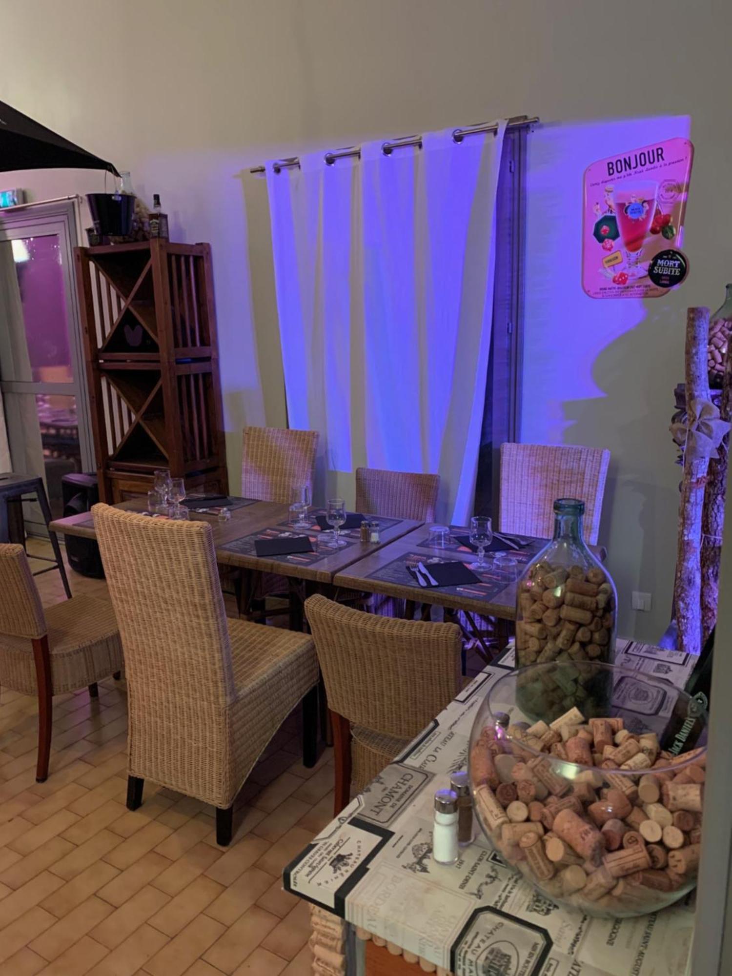 Logis Hotels - Hotel Et Restaurant L'Oceana Лантон Екстериор снимка